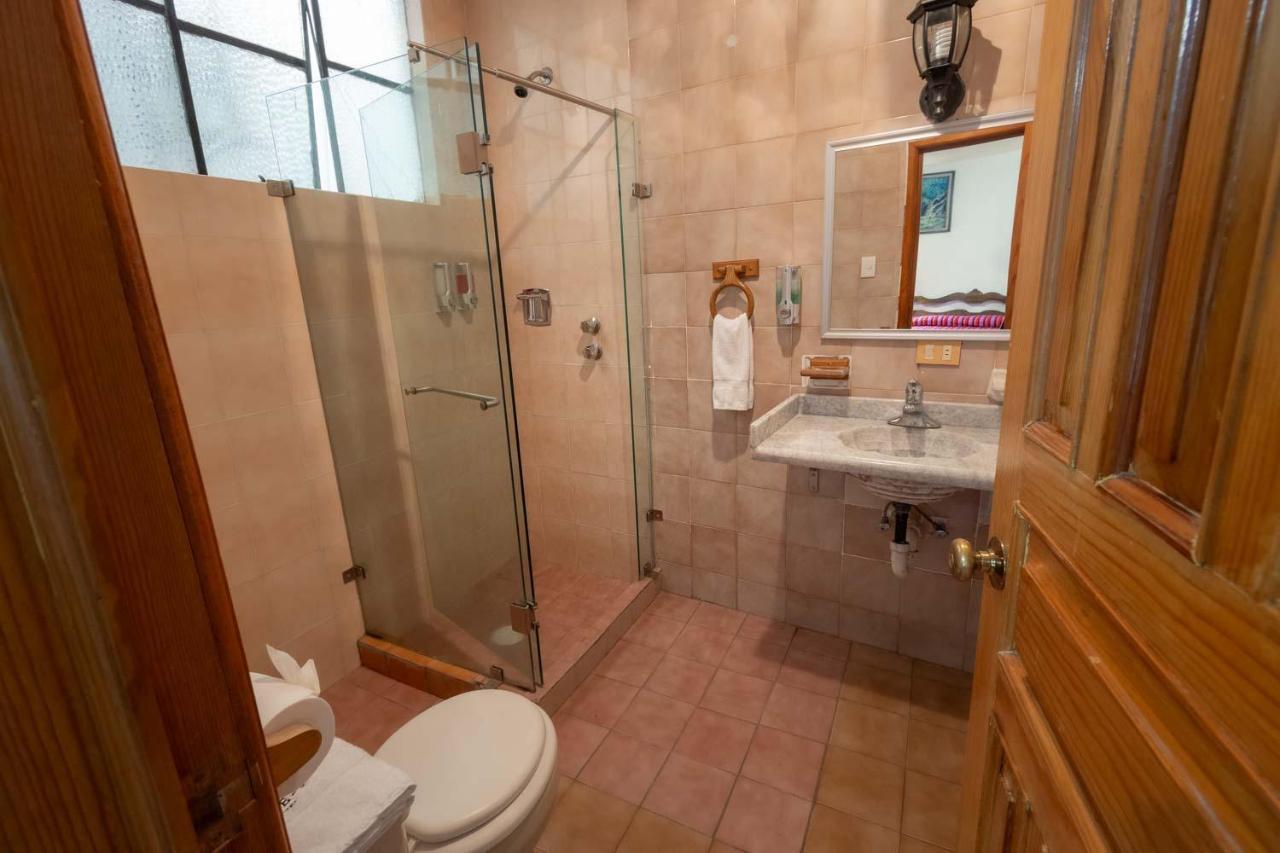 Hotel Rincon De Josefa Patzcuaro Bagian luar foto