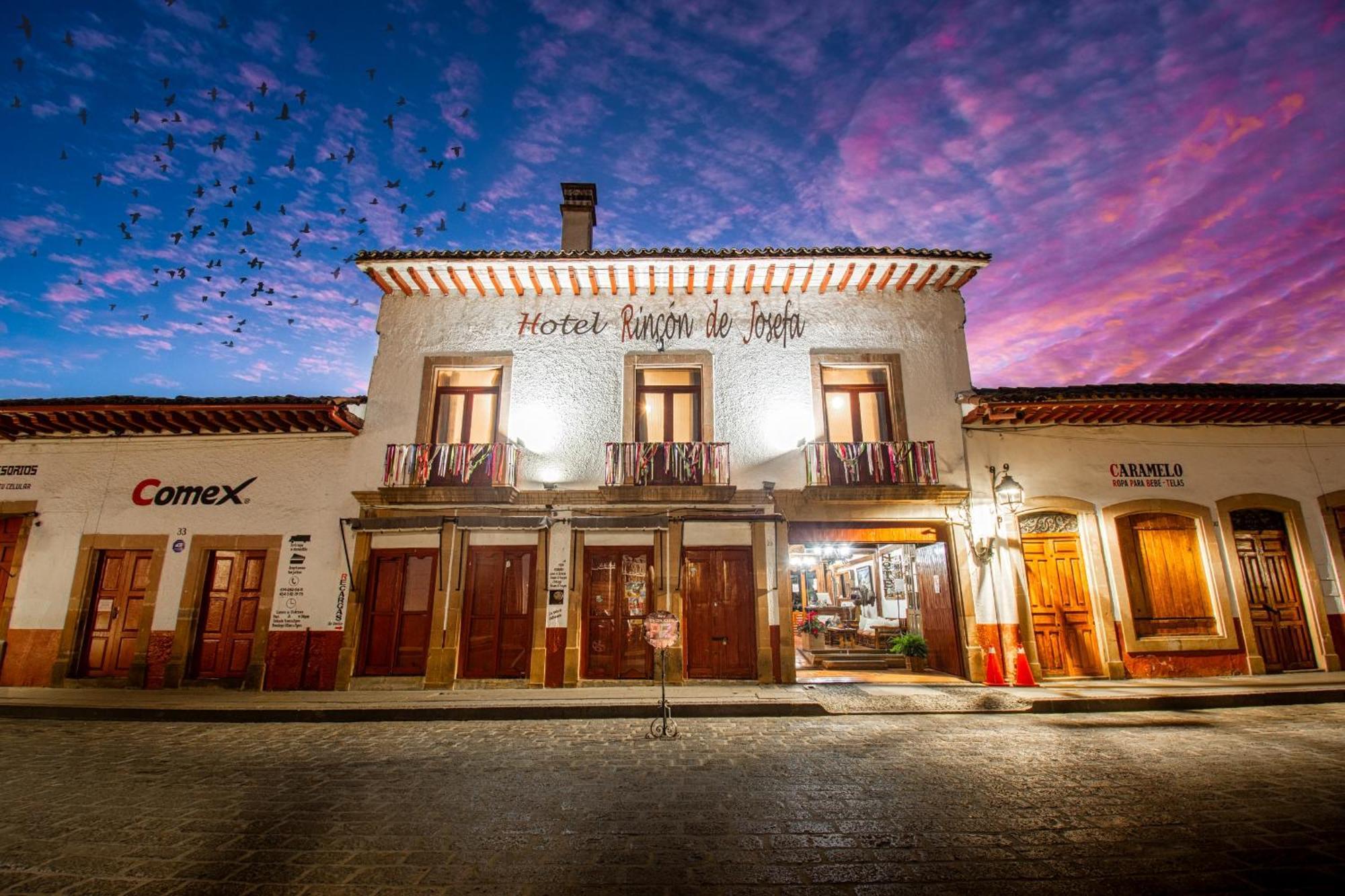 Hotel Rincon De Josefa Patzcuaro Bagian luar foto